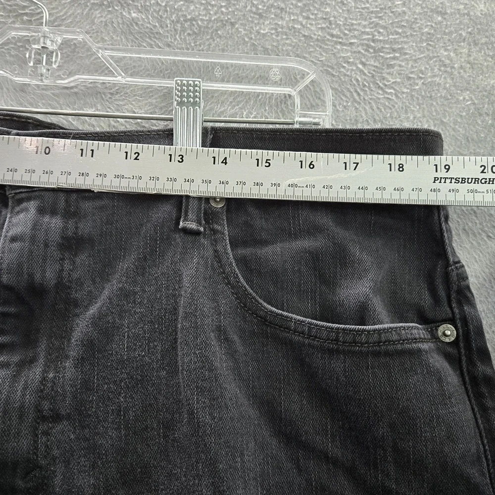 Levi's 569 Men Jeans 38X32 Black Denim Straight 30